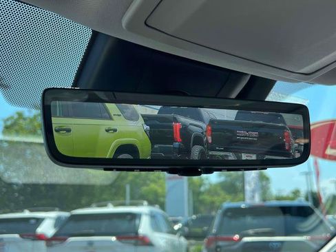 Certified 2022 Toyota Highlander Platinum image 34