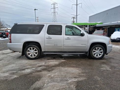 Used 2013 GMC Yukon XL Denali image 4