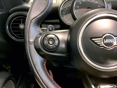 Used 2019 MINI Cooper S w/ Signature Upholstery Package image 23