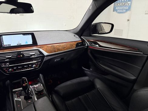 Used 2018 BMW 540i xDrive 540i xDrive Sedan 4D image 24