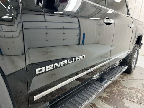 Used 2014 GMC Sierra 1500 Denali w/ Suspension Package, Off-Road image 25