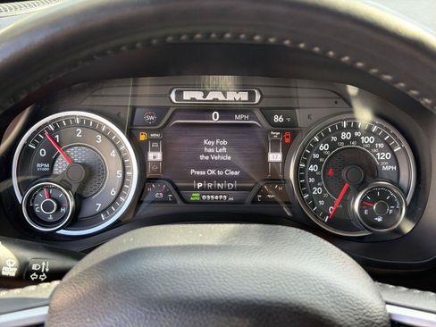 Used 2023 RAM 1500 Big Horn AWD/4WD image 10