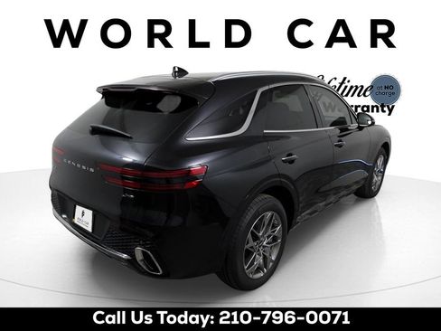 Used 2025 Genesis GV70 2.5T w/ Select Package image 7