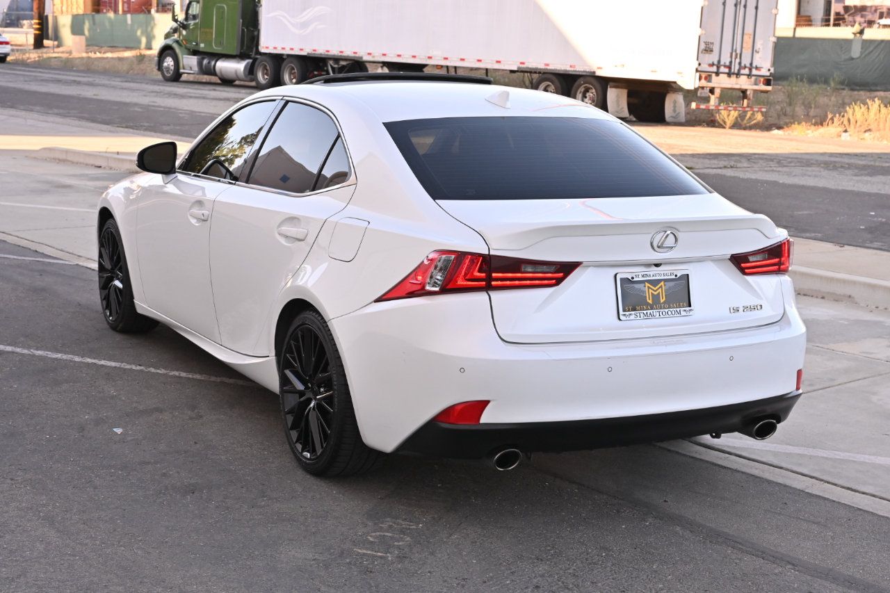 Used 2015 Lexus IS 250 w/ Premium Package RWD image 4