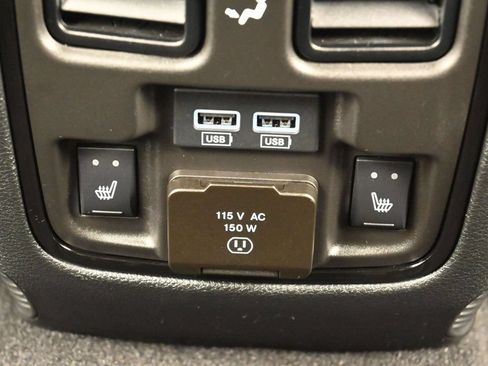 Used 2025 Dodge Durango R/T AWD/4WD image 39