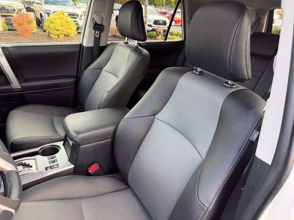 Used 2023 Toyota 4Runner SR5 Premium w/ Moonroof Package AWD/4WD image 14