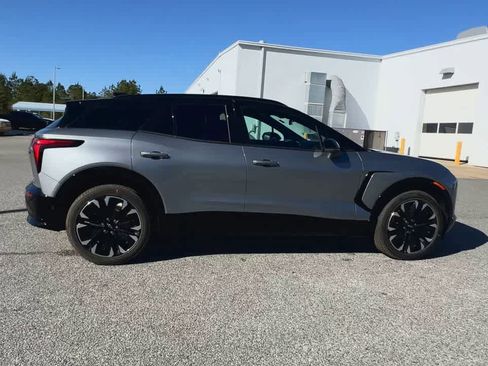 New 2026 Chevrolet Blazer EV RS image 9