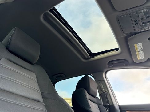 Used 2019 Honda CR-V EX image 15