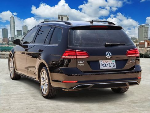 Used 2018 Volkswagen Golf S AWD/4WD image 6
