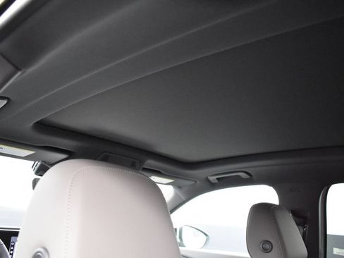 New 2026 Audi Q3 quattro 2.0T AWD/4WD image 18