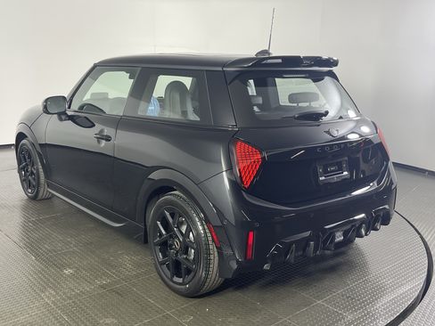 Used 2026 MINI Cooper S FWD image 8