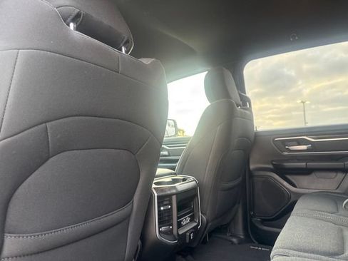 Used 2021 RAM 1500 Big Horn AWD/4WD image 33