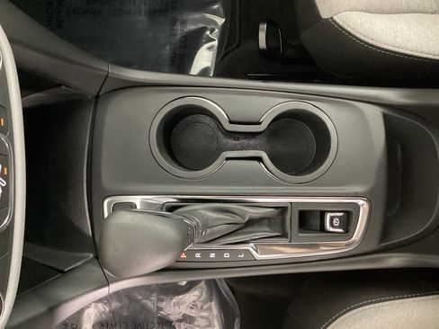 Used 2022 Chevrolet Equinox LS w/ LS Convenience Package image 25