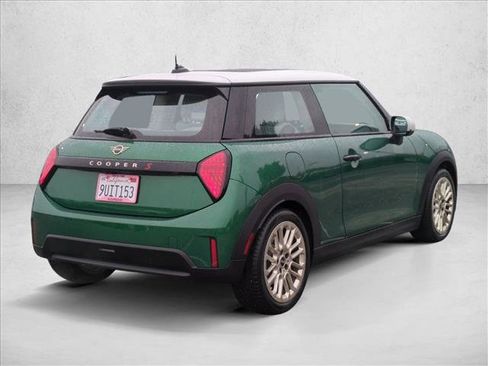 Certified 2025 MINI Cooper S image 5