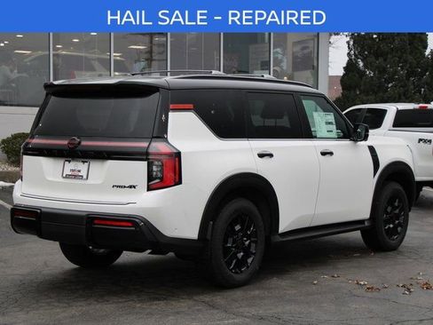 New 2026 Nissan Armada PRO-4X w/ Captain's Chari Seat Package AWD/4WD image 9