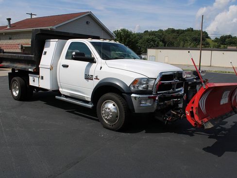 Used 2016 RAM 5500 Tradesman w/ Power & Remote Entry Group AWD/4WD image 7