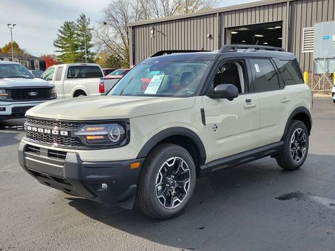 New 2025 Ford Bronco Sport Outer Banks w/ Outer Banks Tech Package+ image 8