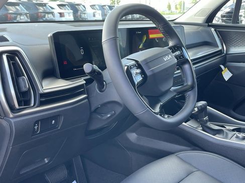 New 2026 Kia Sorento S w/ S Panoramic Sunroof Package image 9