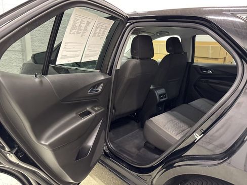 Used 2022 Chevrolet Equinox LT AWD/4WD image 31