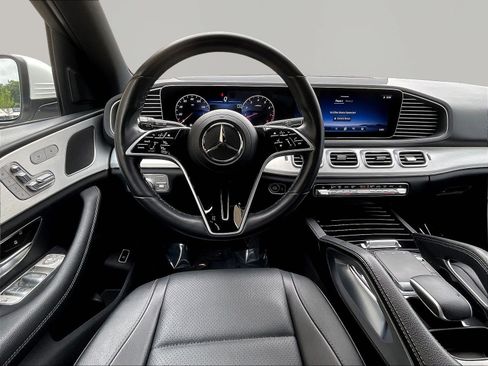 Used 2024 Mercedes-Benz GLE 350 4MATIC image 8