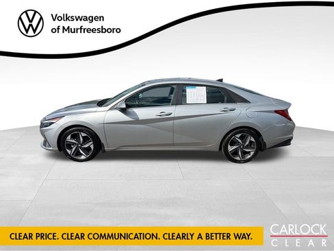 Used 2023 Hyundai Elantra Limited image 4