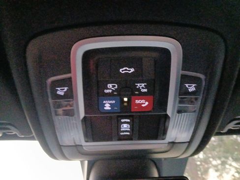 Certified 2022 RAM 1500 Limited image 49