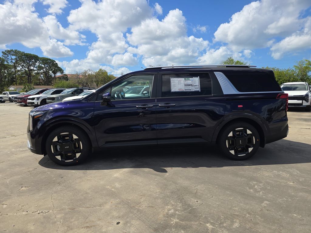 New 2026 Kia Carnival EX FWD image 5