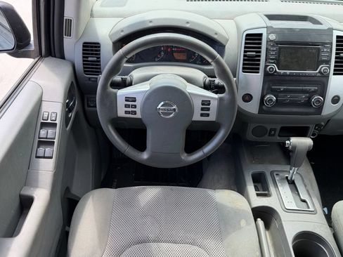 Used 2018 Nissan Frontier SV RWD image 16