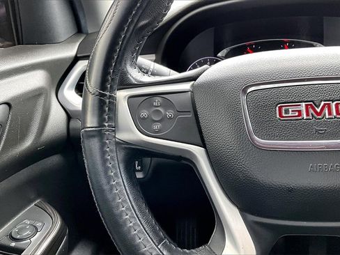 Used 2019 GMC Acadia SLT image 10