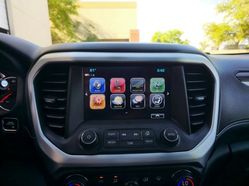 Used 2017 GMC Acadia SLT FWD image 20