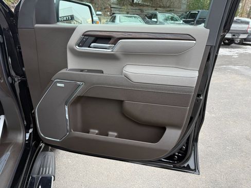 New 2026 GMC Sierra 1500 SLT w/ SLT Premium Package image 23