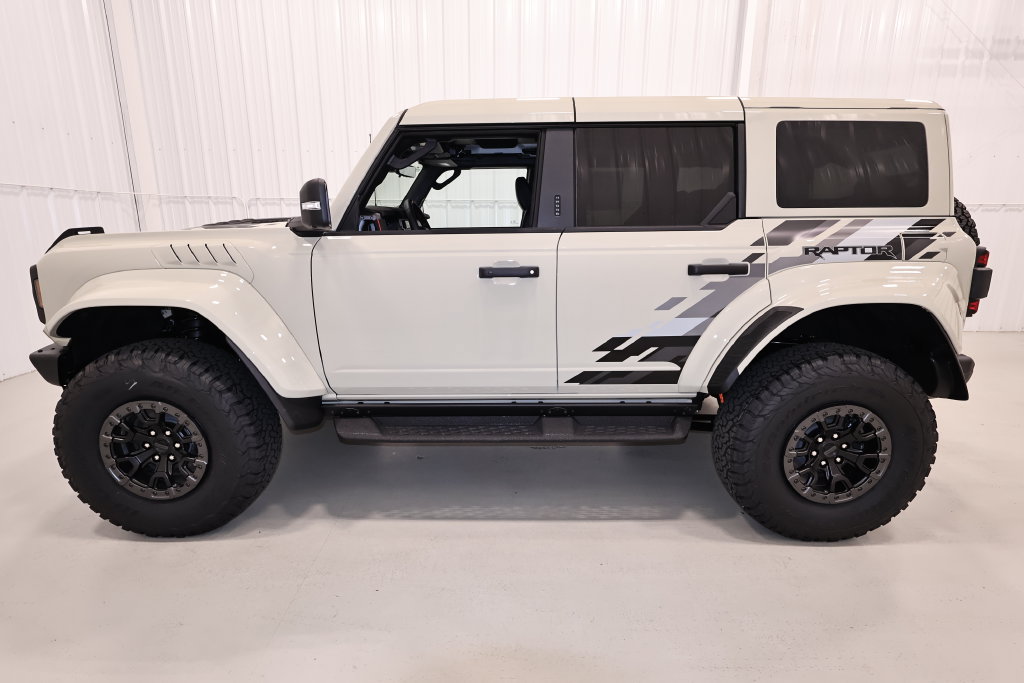New 2026 Ford Bronco Raptor w/ Interior Carbon Fiber Pack AWD/4WD image 6