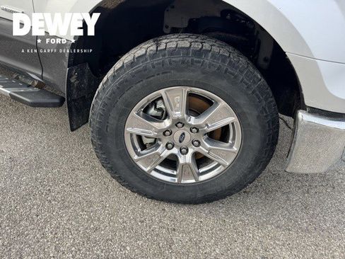 Used 2017 Ford F150 XLT w/ Equipment Group 302A Luxury image 34