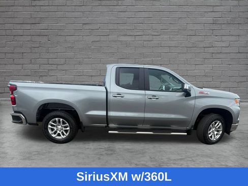 Used 2023 Chevrolet Silverado 1500 LT w/ Z71 Off-Road Package AWD/4WD image 10