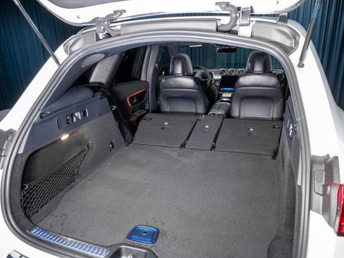 Certified 2026 Mercedes-Benz GLC 300 image 9