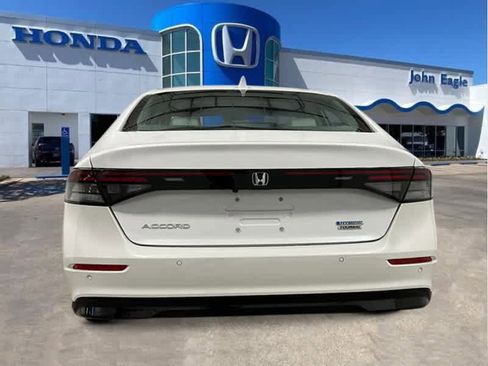 New 2025 Honda Accord Touring image 4