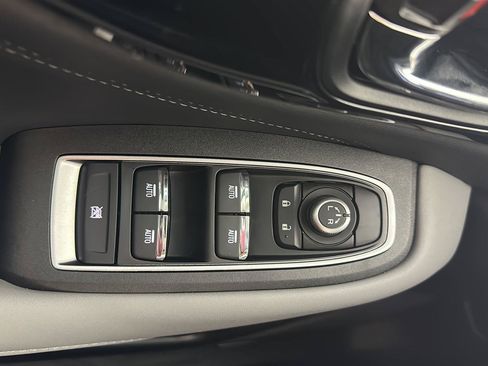 Certified 2025 Subaru Outback Limited AWD/4WD image 11