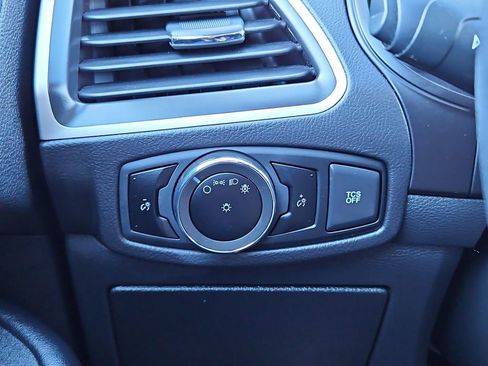 Used 2024 Ford Edge SEL image 14