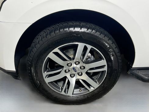 Used 2024 Ford Expedition Max Limited image 13