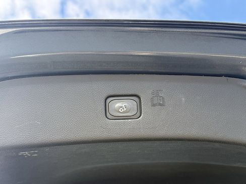 Used 2024 Ford Edge SEL w/ Convenience Package image 6