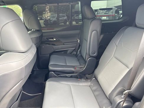 Used 2025 Lexus GX 550 w/ Accessory Package (Z1) AWD/4WD image 19