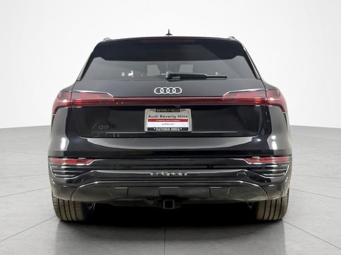 Used 2024 Audi Q8 e-tron Premium Plus w/ Premium Plus Package AWD/4WD image 4