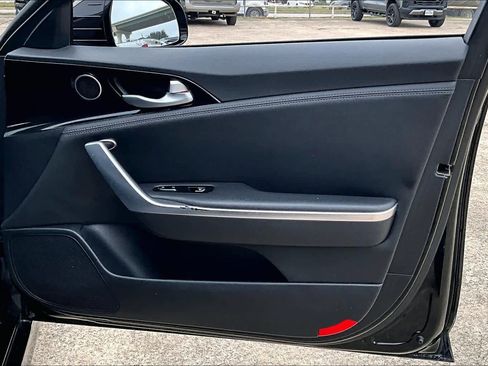 Used 2020 Kia Stinger GT-Line image 20