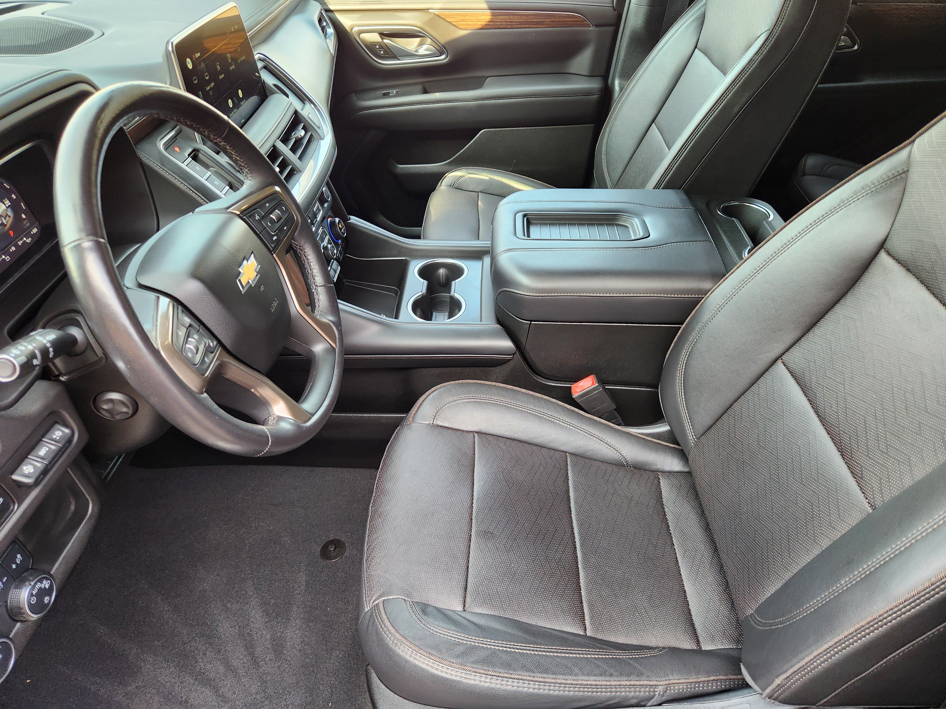 Used 2022 Chevrolet Tahoe High Country AWD/4WD image 12