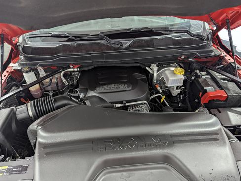 Used 2024 RAM 2500 Big Horn w/ Night Edition image 31