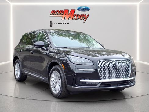 Used 2024 Lincoln Corsair FWD image 3