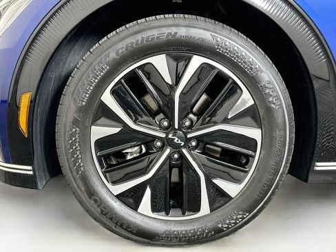 Used 2024 Kia EV6 Wind AWD/4WD image 11