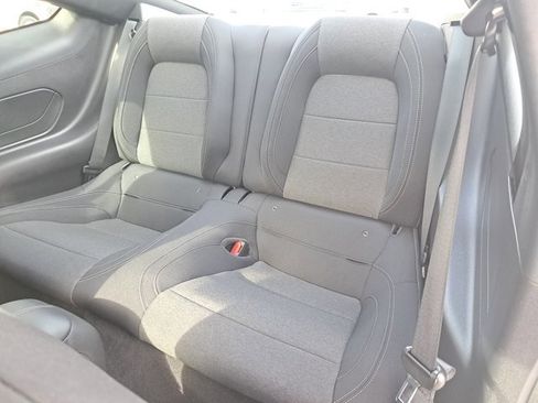 Certified 2025 Ford Mustang Coupe image 18