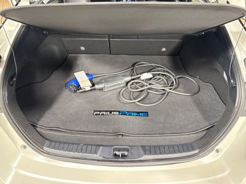 Used 2017 Toyota Prius Prime Premium w/ Carpet Mat Package FWD image 25