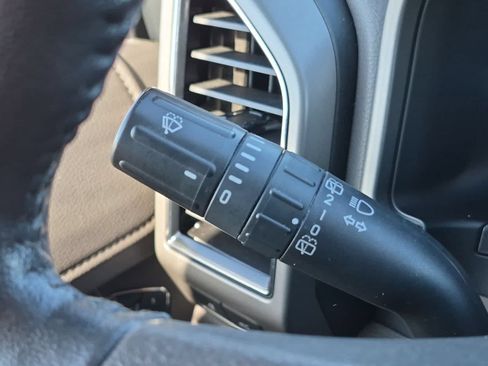 Used 2020 Ford Expedition Max XLT w/ Equipment Group 202A AWD/4WD image 27